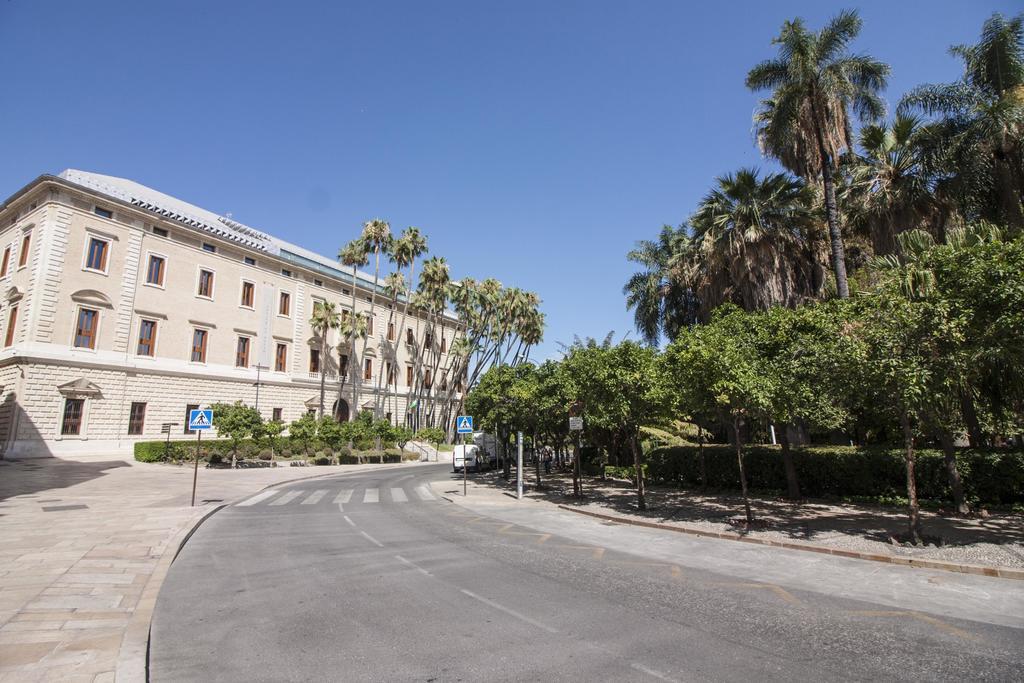 מאלגה Cortina Apartments ! מראה חיצוני תמונה