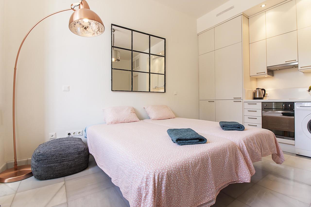 מאלגה Cortina Apartments ! מראה חיצוני תמונה
